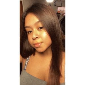 Meet your Posher, Melanie